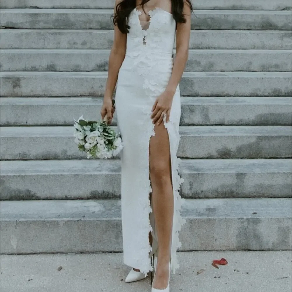 Elegant White Strapless Maxi Dress - Picture 3 of 16